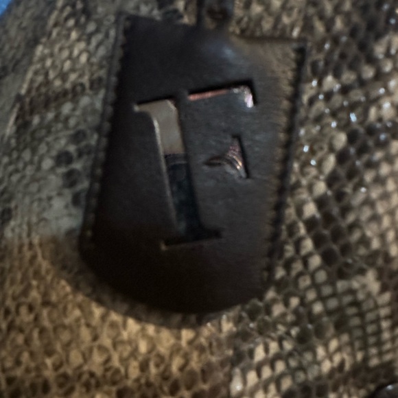 Furla Italian Leather tote python print stunning bag - Picture 12 of 12